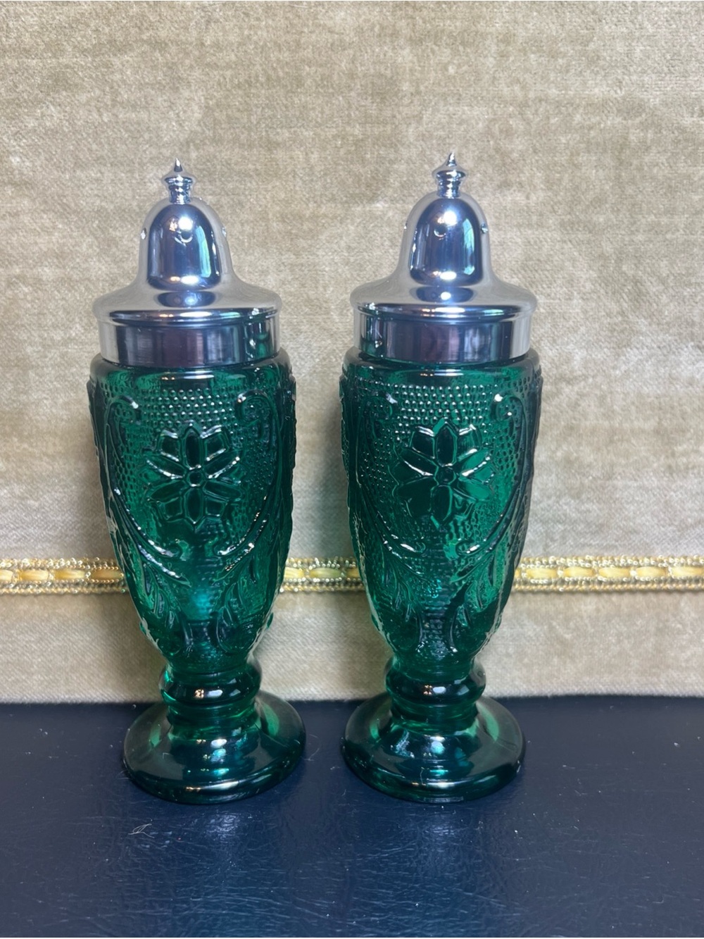 Indiana Glass Tiara Sandwich Pattern Spruce Green Vtg Salt Pepper Shaker Set